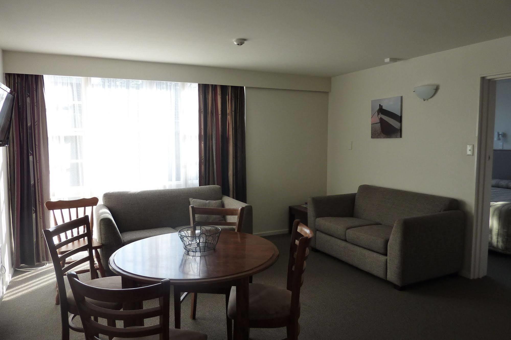 Colonial Inn Motel Christchurch Zewnętrze zdjęcie