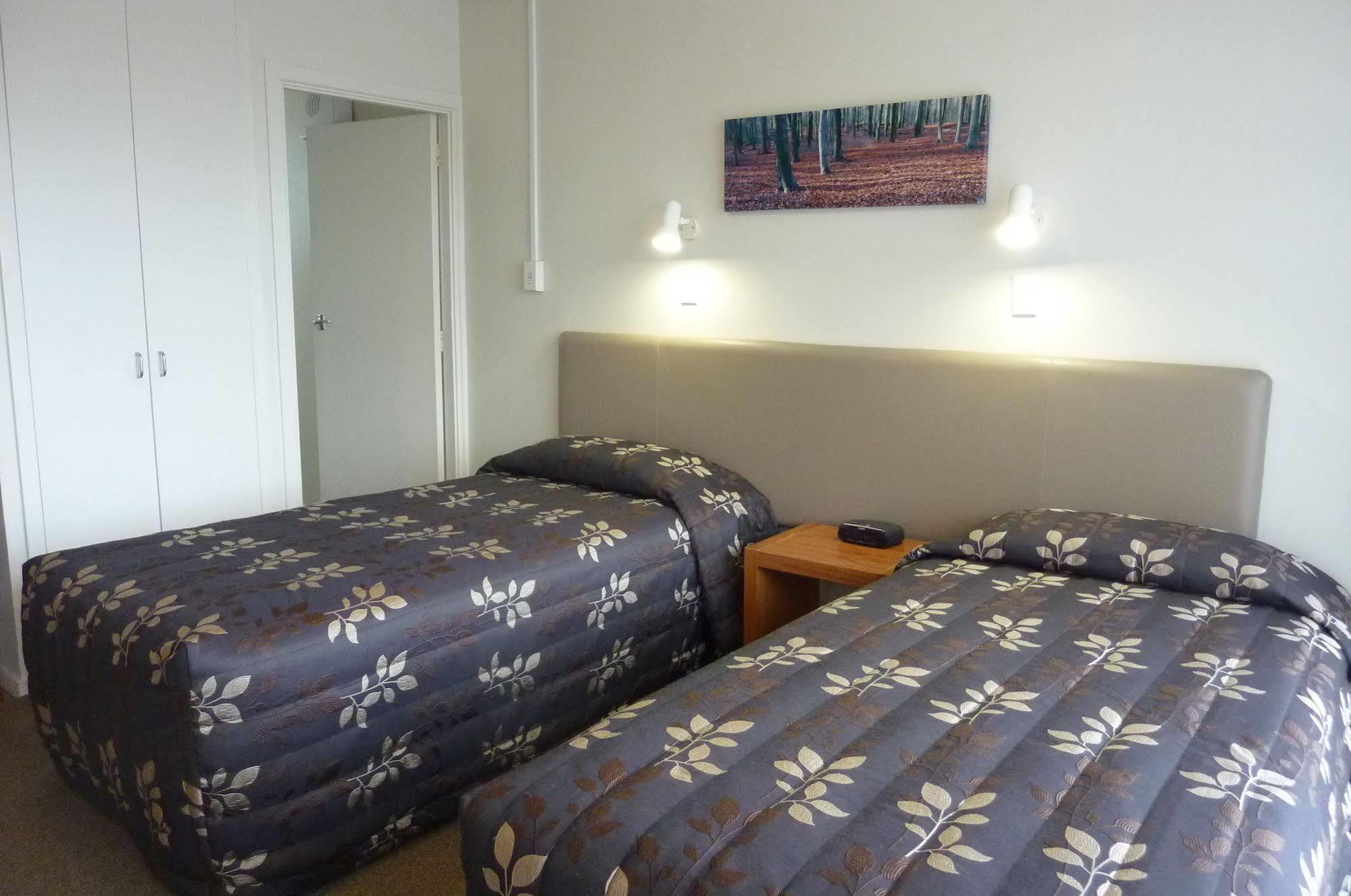 Colonial Inn Motel Christchurch Zewnętrze zdjęcie
